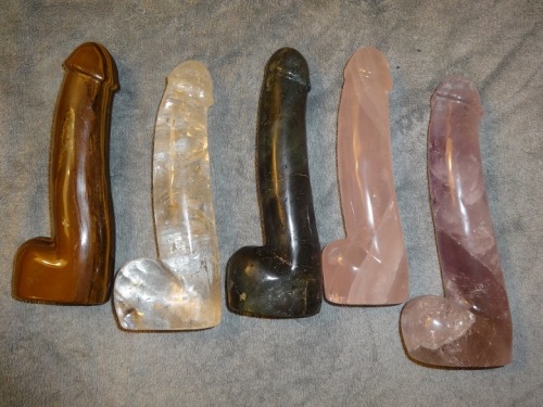 Suddenly I’m now on this stone and crystal dildo kick&hellip;They’re all somewhere around 7″ long.Le