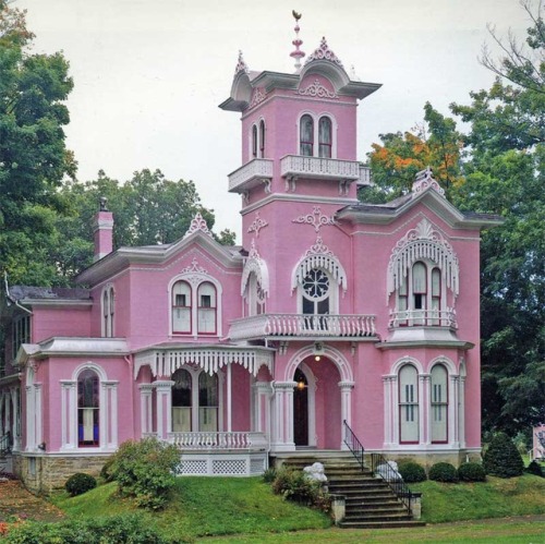 pink house