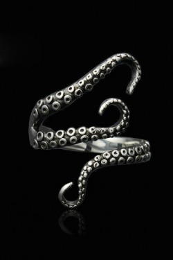 acheice: Unisex Stylish Couple Rings  Octopus