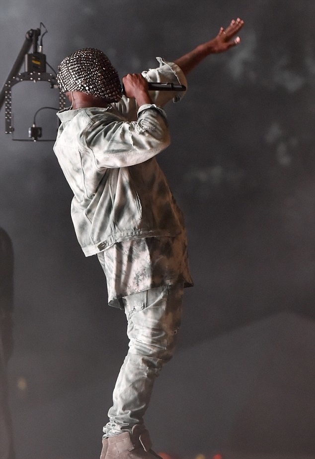 luvkardashjennx:  August 8th- Kanye performing at the Outside Lands Festival in San