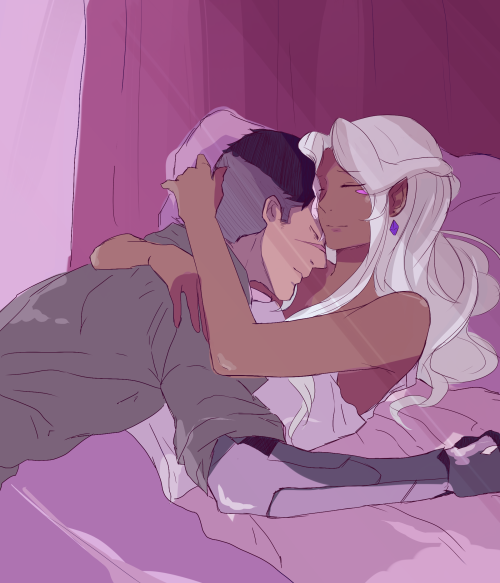 mai-draws:Space Parents dealing with sleeping problems = cuddling - I finished Voltron a few weeks