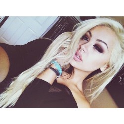 Likesbyrawrxlesli:  It’s Only Tuesday. By Nymphsandsatyr Http://Ift.tt/1Gmjril