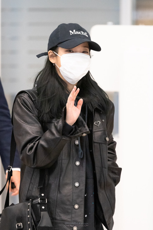  191202 Airport ArrivalCr: Minue 