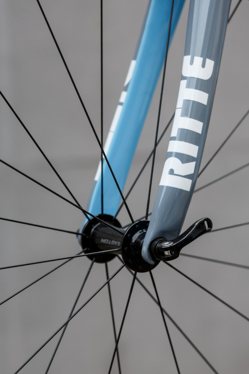 nickwilsonaz:standertbikes:Ritte Bicycles Vlaanderen built by Standert. With Shimano Ultegra 11s