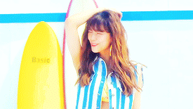 banira-san:  “Have a nice day, it’s gonna be alright!” - Hello - 西内まりや