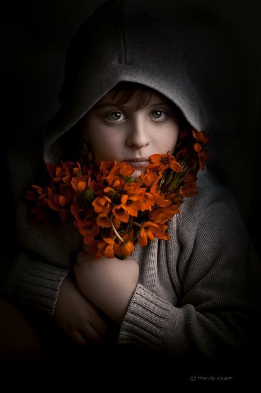 tinnacriss:(via (5) Boy with flowers by Mariola Kajzer on 500px | my feelings | Pinterest)