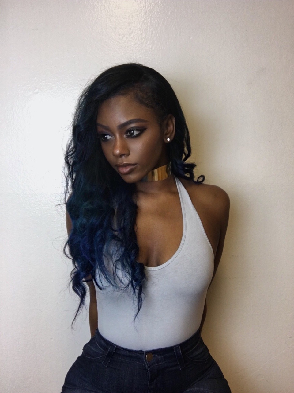 itsjustajlove:  What y'all think?  Feelin’ Blue