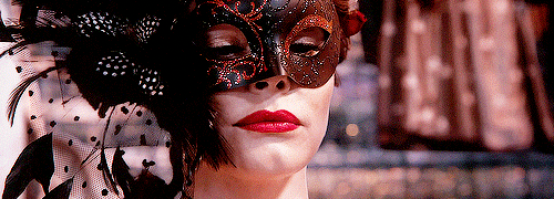 faerestsnow-deactivated20140129:  &ldquo;Did you think a stolen gown and pilfered