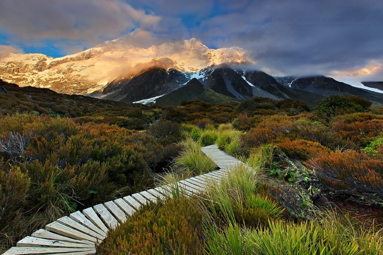 sublim-ature:  Southern Alps, New ZealandPatrick Marson Ong