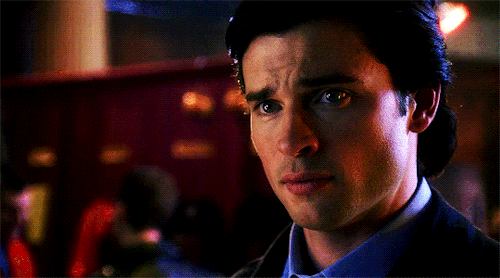 smallville-gifs: Smallville 9.12 ‘Warrior’