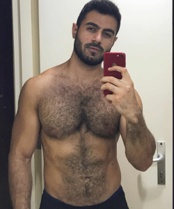 hairymacho:  http://hairymacho.tumblr.com/