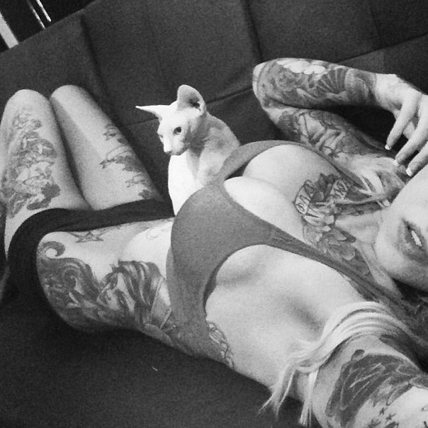 sexgirlsandtattoos:  . 