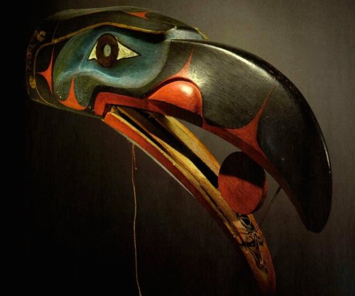 newguineatribalart:Native American Northwest Coast Bird shaped masksAmong Northwest Coast peoples, i