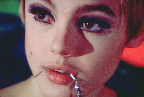 isadorahaze:  saddeadcloud: Edie Sedgwick   Perfect face