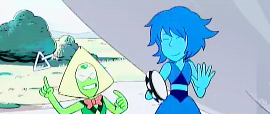 roses-fountain:  Anonymous asked:“  Can you gif when lapis and peri are doing a