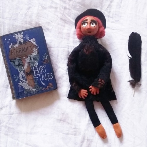 And this is Appoline the most recent doll. She&rsquo;s a little Parisienne-Witch ♥