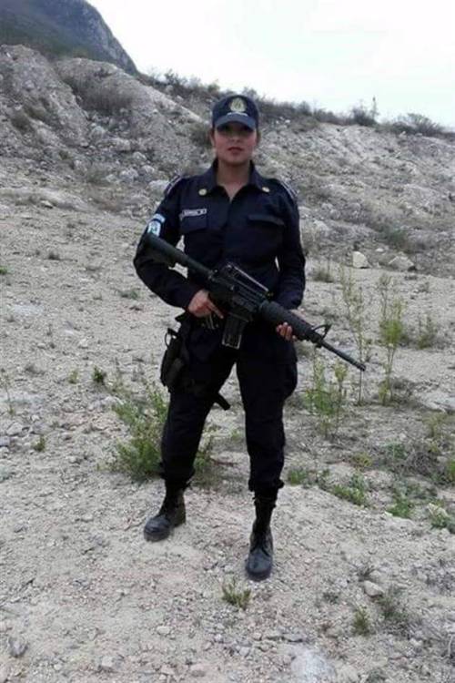 tetasmexico:  La policía de Escobedo, N. porn pictures