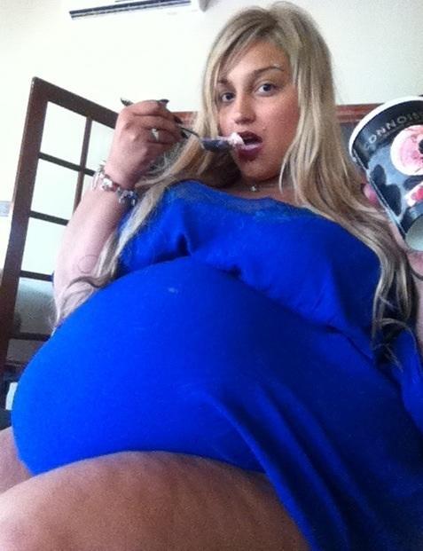 http://supersizebbw.tumblr.com/post/84765747837
