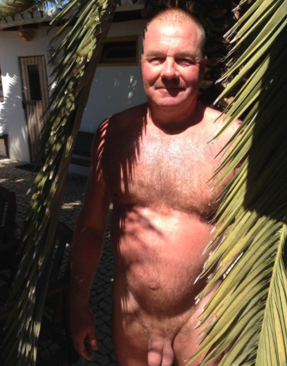 chaserbrazilsp:  hotdadsbigcocks:  Model Un  lindo