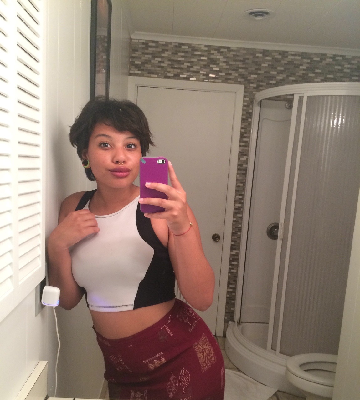 letsgetnakedanddojumpingjacks:  Can I be yours?