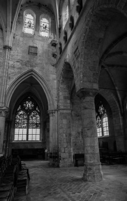 jcllib:  Collégiale Saint-Martin de Champeaux, France.  www.jcllib.tumblr.com  