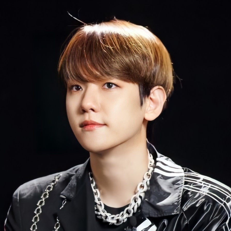 baekhyunlooks: