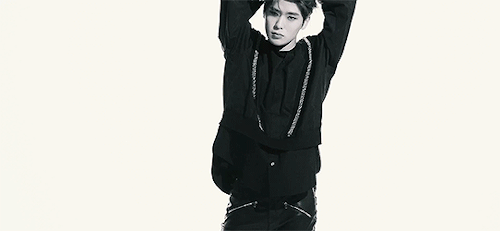 jaehyunz:jaehyun / black on black