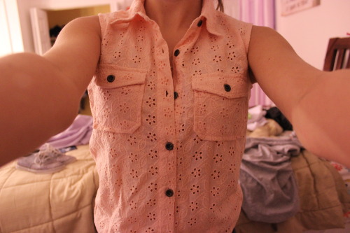 british4ccent:  okay. obsessed with this shirt. 