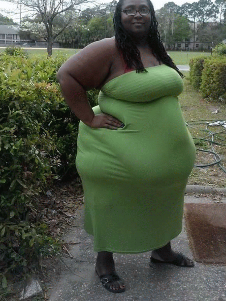 Big sexy mama.