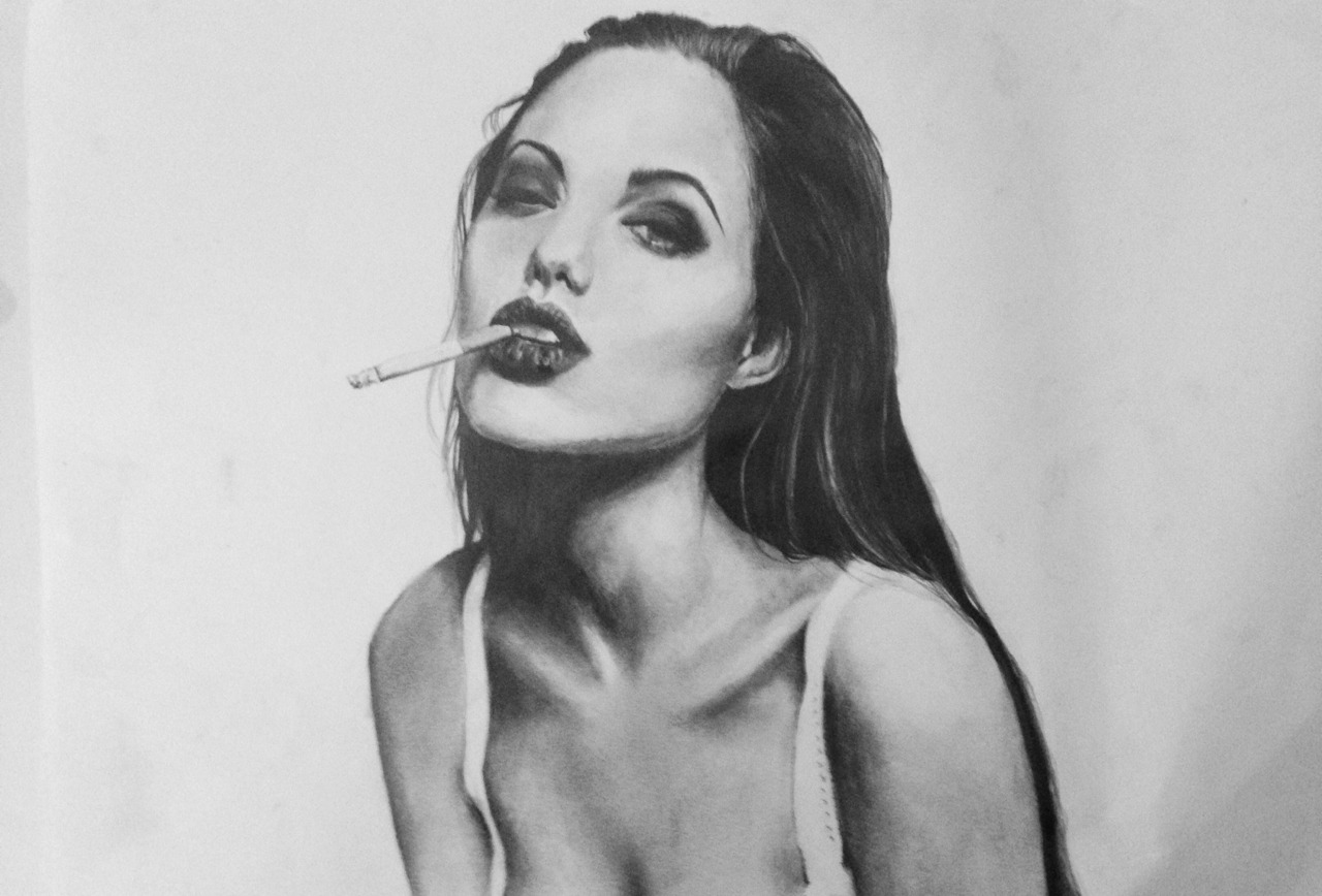 isyr:  kalories:  incanti:  Angelina Jolie by me  This is amazing! You should be