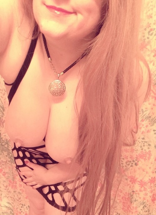 Sex sassysexymilf:  Have a fantastic day Tumblrville! pictures