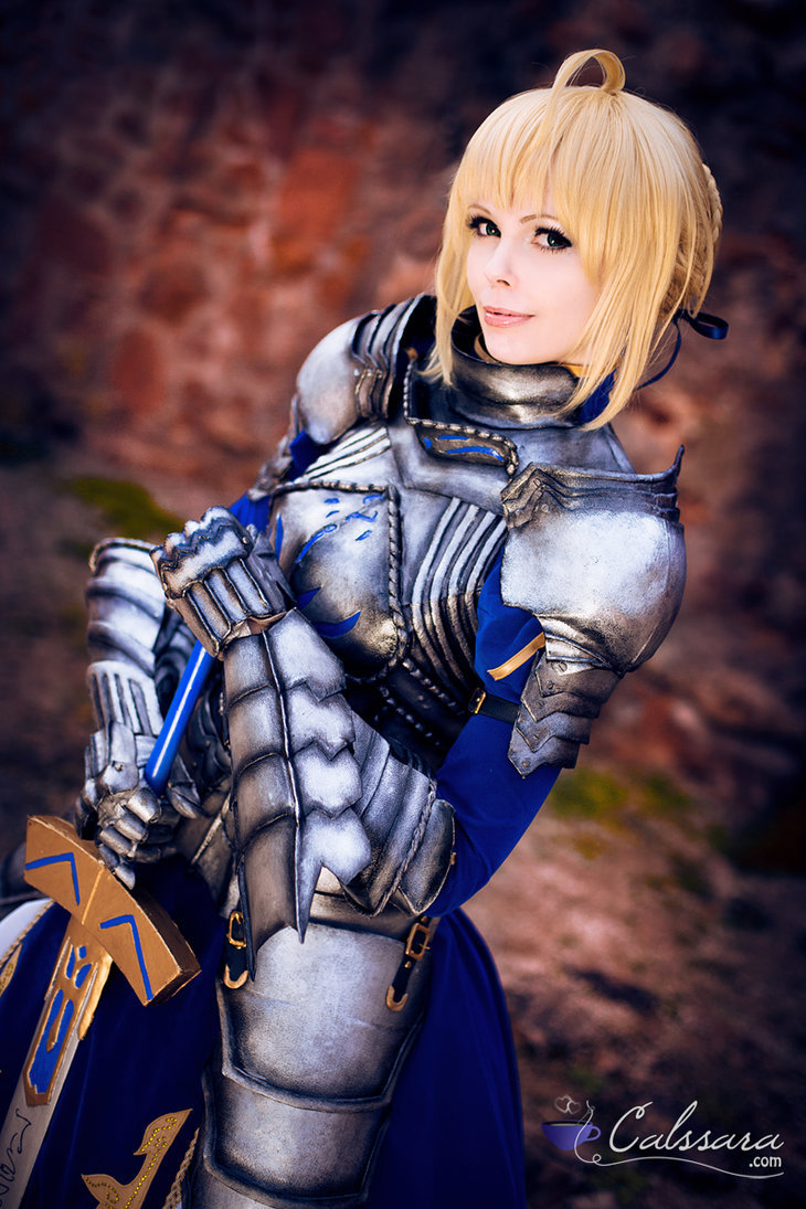 cosplayfanatics:  Saber Cosplay By Calssara Follow cosplayfanatics.tumblr.com for