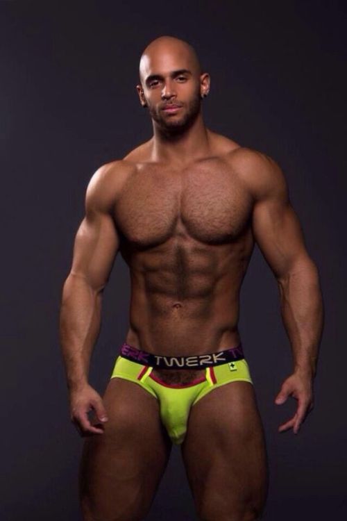 deejpluto:  Sean Zevran