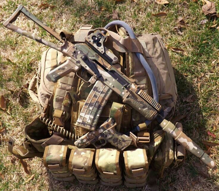 tactical-tacos:  MULTICAM ALL DA RIFLES