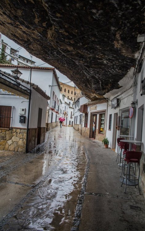 The Town that is Literally Living Under a RockWelcome to the town of Setenil de las Bodegas in Spain