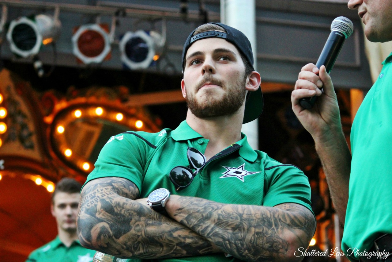 Dallas Stars  Tyler Seguin getting a tattoo done  August 19 2018   YouTube