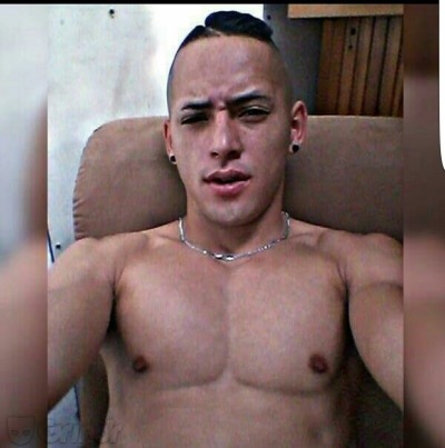 bellakomaloh:  volcom04:  Bicho rico  Uff