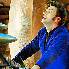 licensed-to-ruffle-dat-hair:rundalek:The 10th Doctor in Time Crash.I love time crash to death