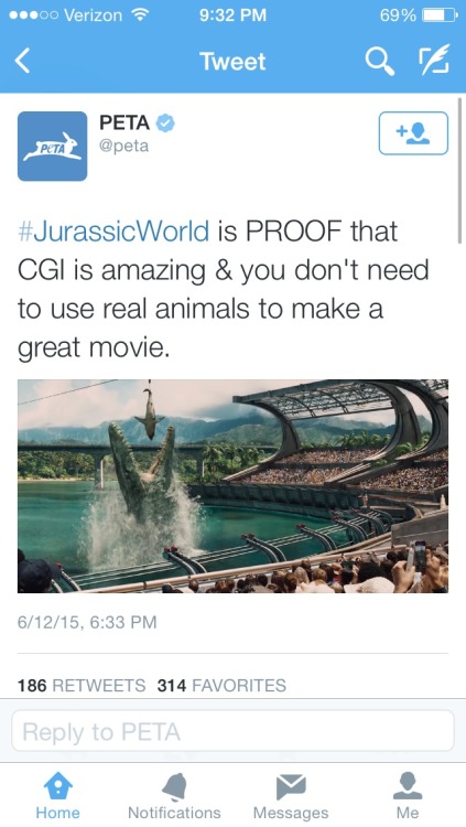 lopmon:breaking news: jurassic world breaks film industry barriers by not using real dinosaurs