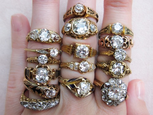 tacticalnymphomania: pyrrhiccomedy: flammentanzerin:  erstwhilejewelry:  Antique Victorian engagemen