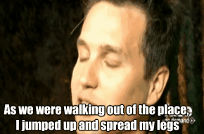 pennyroyal-teaaa:  ricky-the-human:  Mark Hoppus -Fuse 20 Questions  I really need to get off of tumblr to save my stitches.