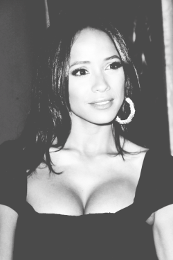 thefinestbitches:  Dania Ramirez