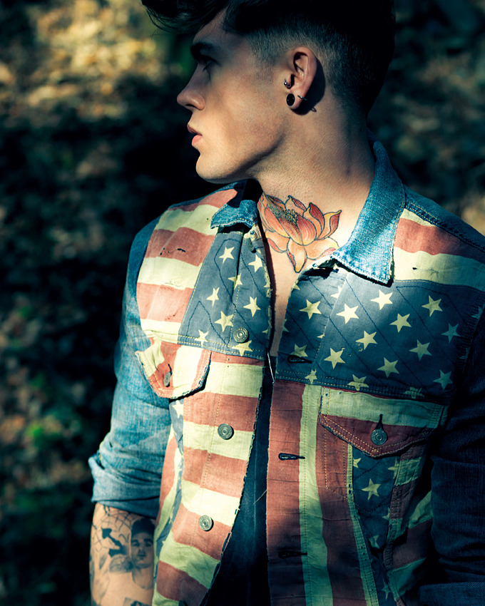 arashi-hyou:  Photographer: Sergi Jasanada Stylist: Manu Araujo. Grooming: Arashi