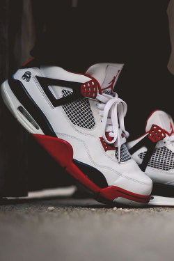 airville:  Fire Red 4s “Mars” by Thaddeus