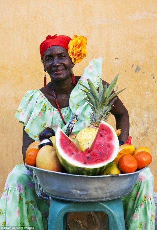 XXX bojrk:Palenqueras, Cartagena, Colombia photo