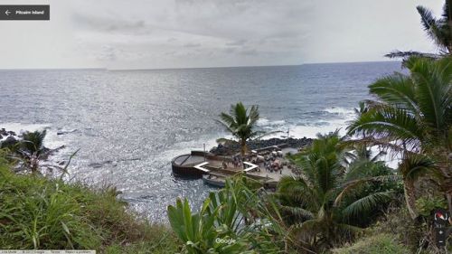 streetview-snapshots:View of the harbour from Hill of Difficulty, Adamstown - looking out to the sit