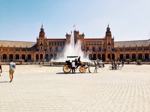 citylandscapes:like–home:Plaza de España, Sevilla, Spain.Matheus Carvalho