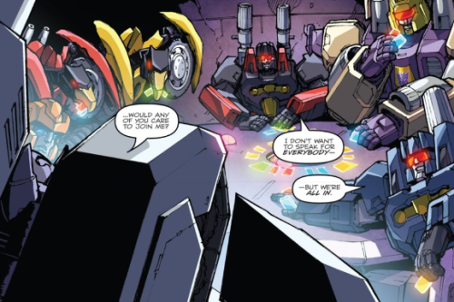 goingloco:Deceptidorks playing cyberuno. Look at Buzzsaw and Laserbeak, how do you even see your han