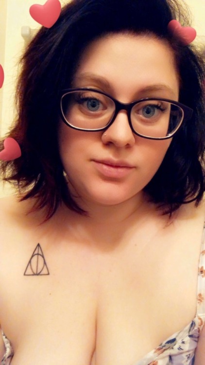 unicornsanddevilhorns: No other feeling than taking your bra off after a long day.