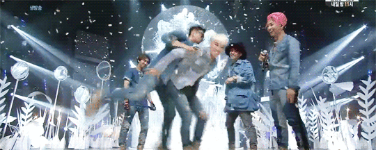 dammitgdragon:  Topri piggyback fail